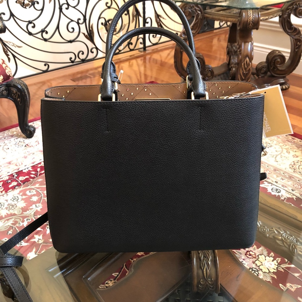 Michael Kors Studded Adele handbag &wallet set - Picture 8 of 8